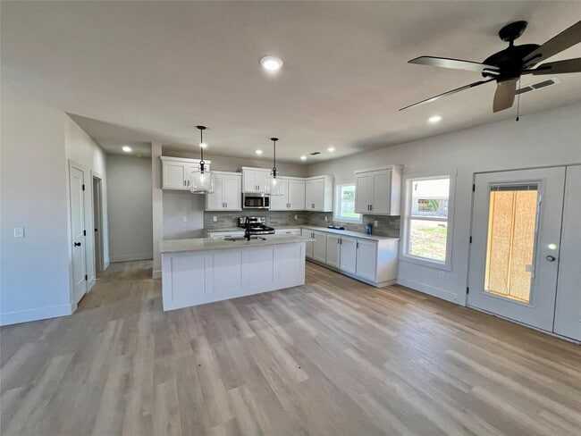 Building Photo - 3625 Hari Texan Ct