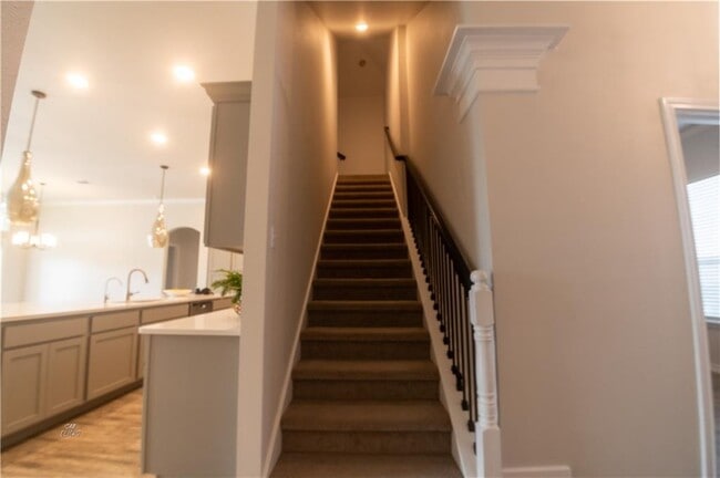Foto del edificio - 7905 Rancho Vista Blvd E