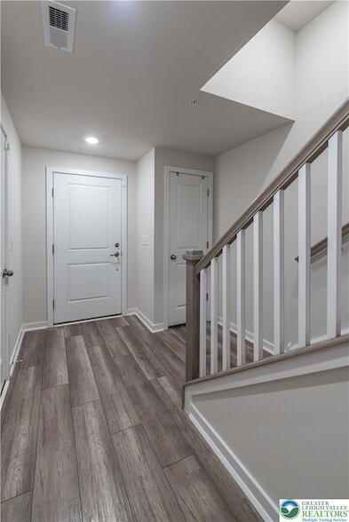 Foto del edificio - 4936 Brookside Ct