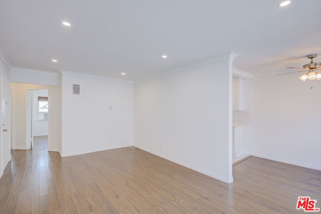 Building Photo - 1643 N Formosa Ave