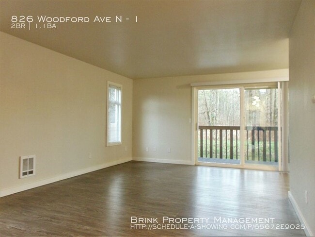 Building Photo - 826 Woodford Ave N