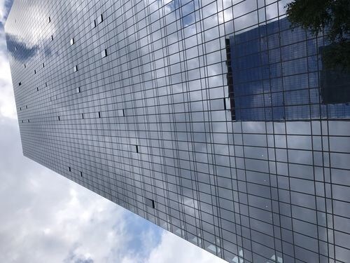 Building Photo - 800-900 Park Ave