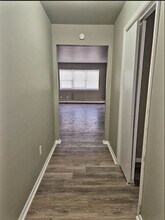 Building Photo - 1055 N St Lucas St