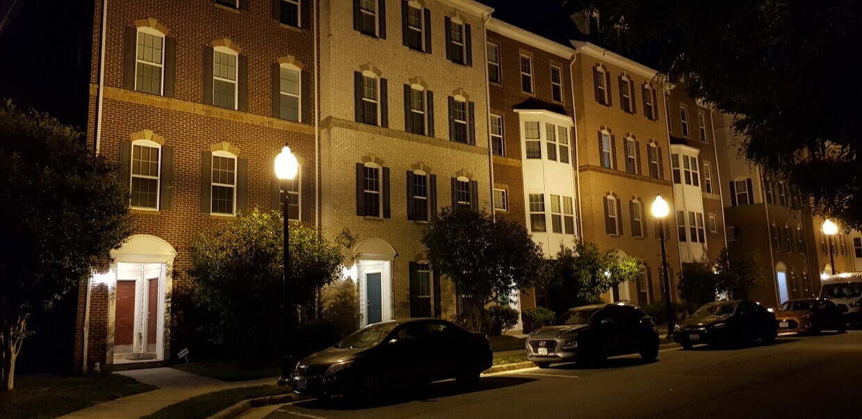 9409 Stonewall Rd Unit G5, Manassas, VA 20110 Condo for Rent in