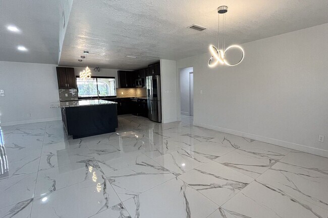Building Photo - 1837 Seafan Cir