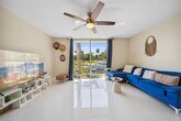 Foto principal - 1740 NW N River Dr