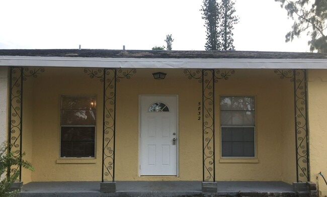 Updated Villa in Greenacres - Updated Villa in Greenacres House