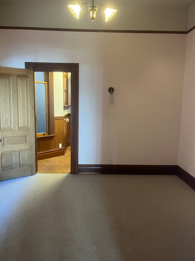 Foto del edificio - 519 Clayton St