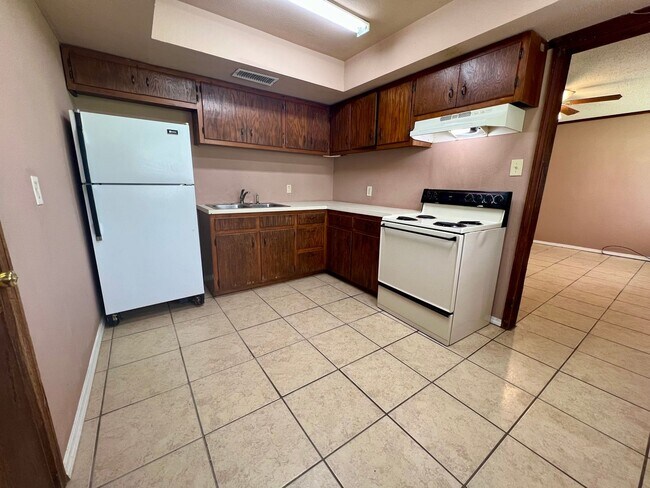 Foto del edificio - Cozy 3 Bedroom, 1 Bathroom Home for Rent!