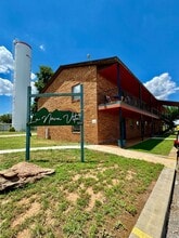 Building Photo - 505 Oak Ave - Ln