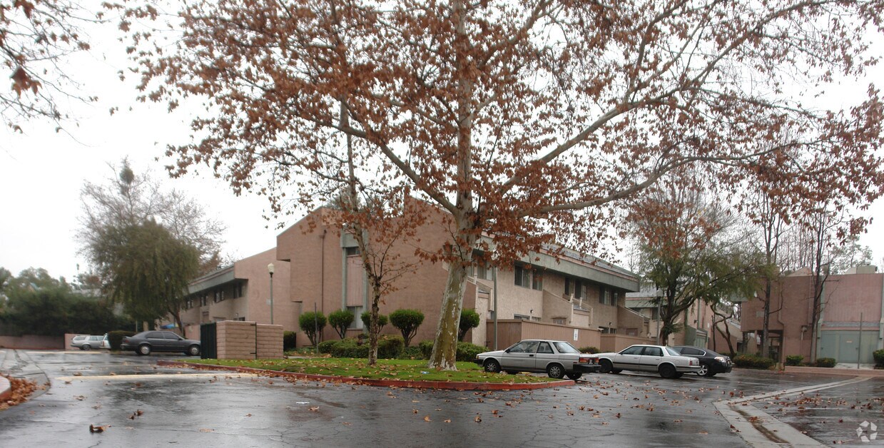 Villa San Dimas Apartment 249 S Acacia St San Dimas, CA Apartments