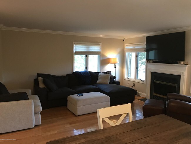 Foto del edificio - 21 Tower Hill Dr