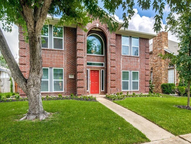 Building Photo - 2913 Lois Ln