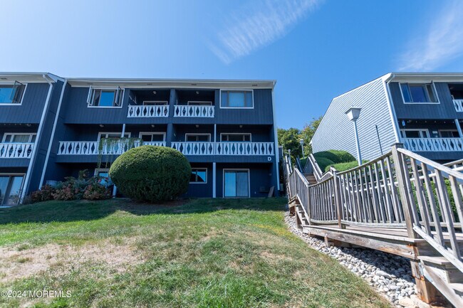 Foto del edificio - 4 Hillside Ct