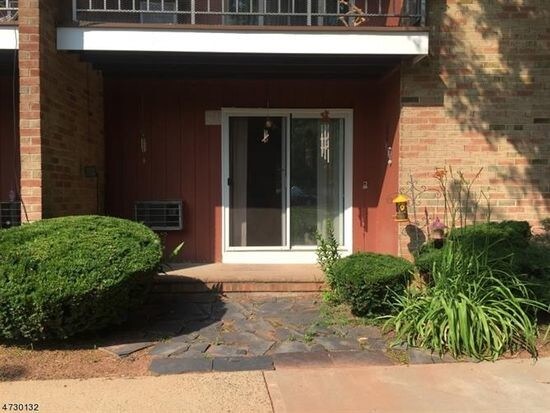 Primary Photo - 808 Eves Dr