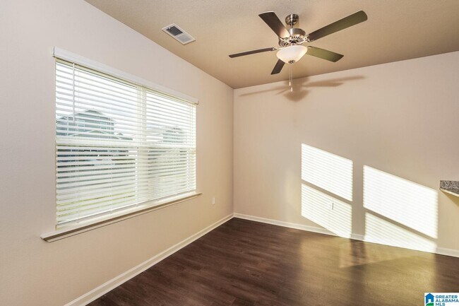 Foto del edificio - 8022 Hagood St