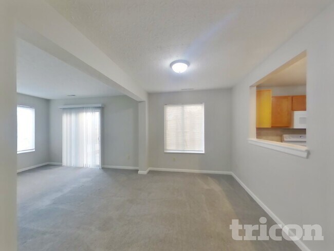 Building Photo - 557 Cembra Dr