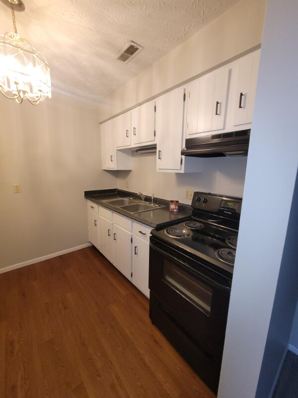 Foto del edificio - 1101 W Maple St