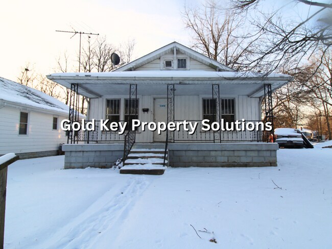 Foto del edificio - 2 BR 1 BA House with Dining Room and Basement SECTION 8 APPROVED