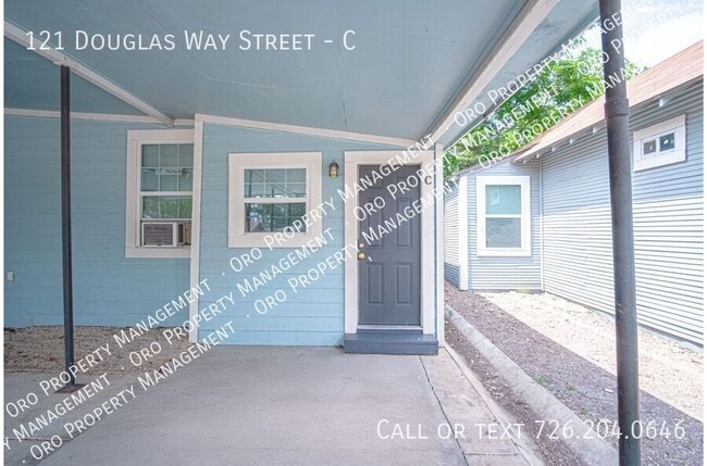 Building Photo - 121 Douglas Way St