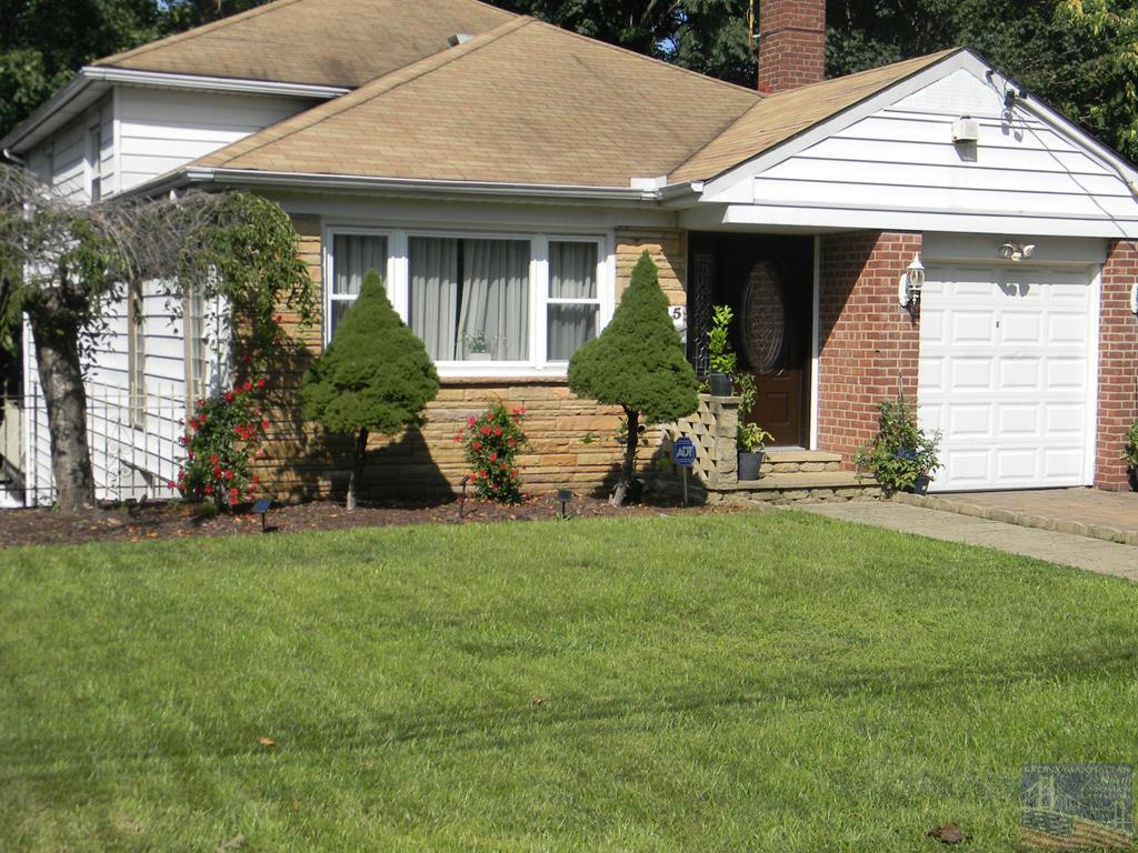 Foto principal - 945 Split Rock Rd
