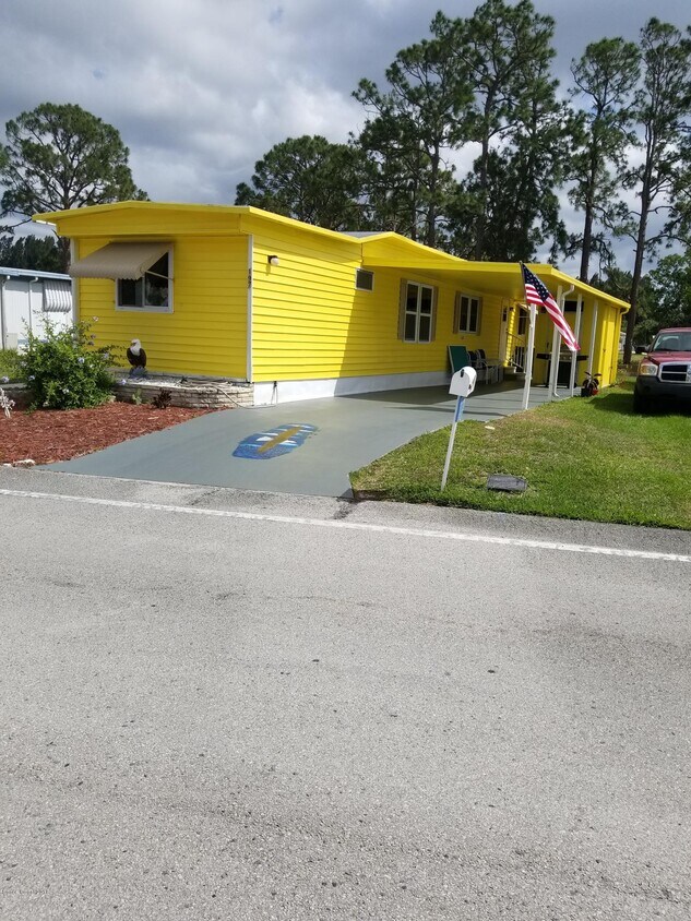 Primary Photo - 197 Holiday Park Blvd NE