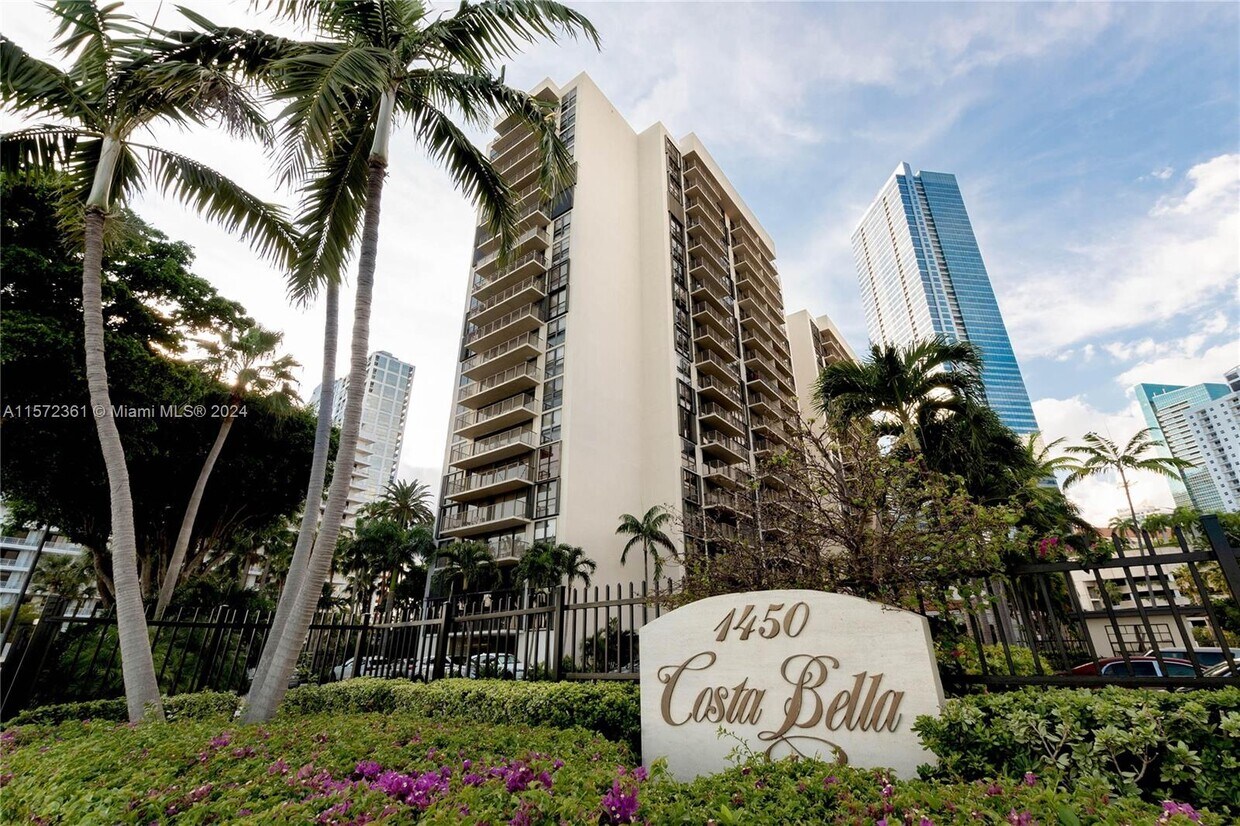 Foto principal - 1450 Brickell Bay Dr