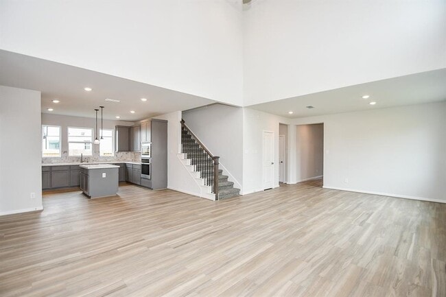 Building Photo - 21835 Erskine Peaks Pl