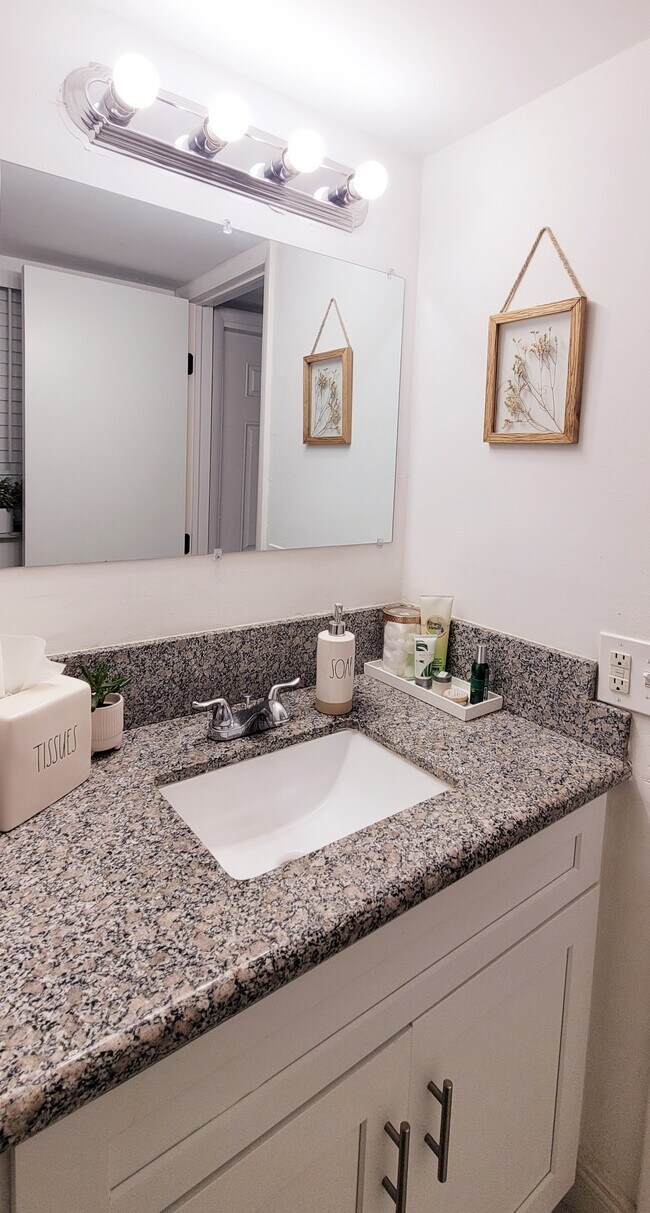 Foto del edificio - 4158 SW 66th Way