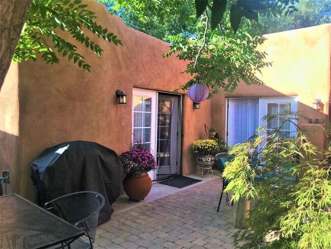 Covered Patio - 303 Rosario Hl