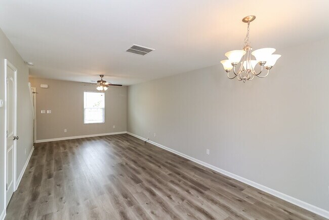 Building Photo - 1223 To Lani Path