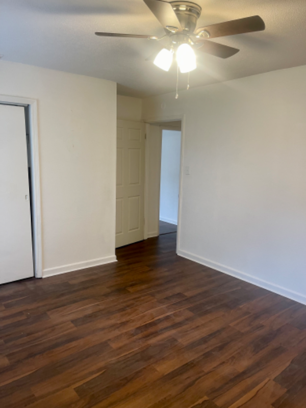 Building Photo - 111 Masters Ct