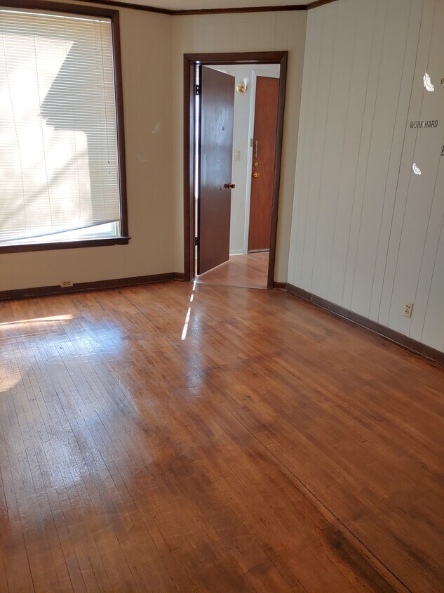 Foto principal - 212 N 4th St