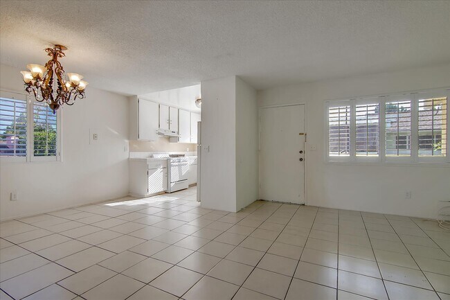 Building Photo - 16755 Parthenia St