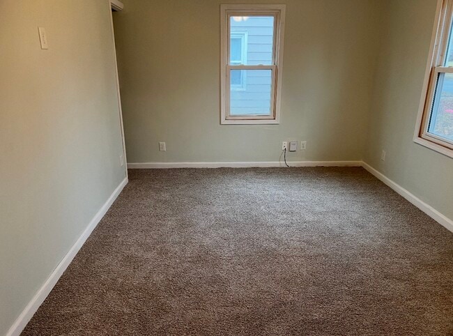 Building Photo - 1417 43rd St