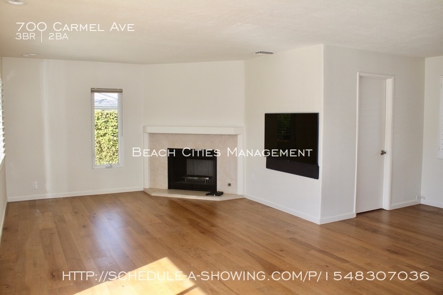 Primary Photo - 700 Carmel Ave