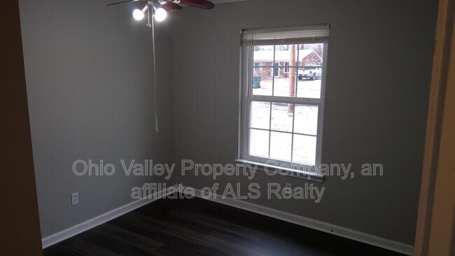 Foto del edificio - 4019 Tally Ho Ct