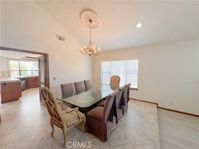 Foto del edificio - 2230 E Vista Mesa Way