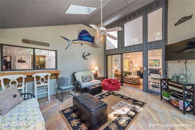 Building Photo - 1 Pintail Ct