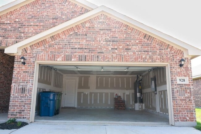 Photo - Stunning Single Family Ranch in Aubrey! House