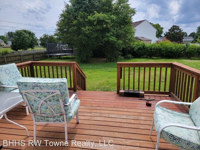 Building Photo - 4 br, 2.5 bath House - 1110 Carriage Court