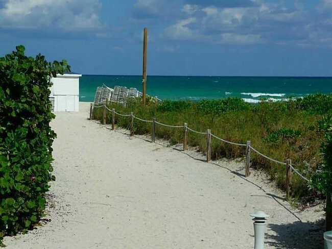 Foto del edificio - 6969 Collins Ave