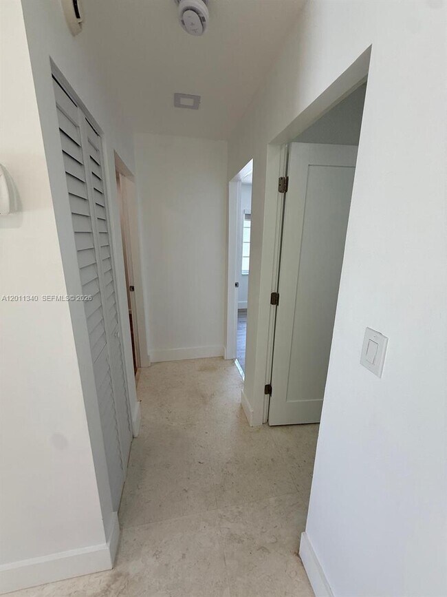 Foto del edificio - 9130 NW 193rd St