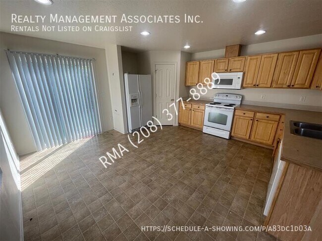 Foto del edificio - 9611 W Idlewood Dr