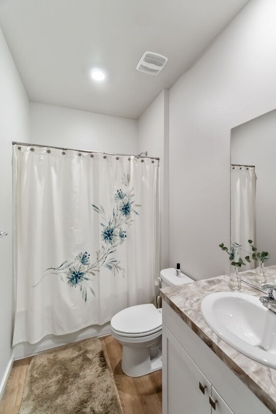 Primary Photo - Charming 4-Bedroom Home in Prime Spokane L...