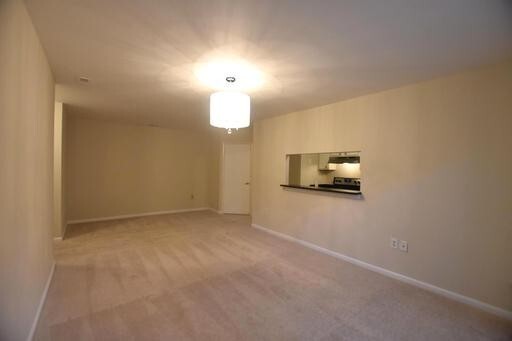Foto del edificio - Beautful 2BR/1BA condo overlooking Sligo C...