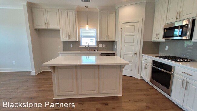 Building Photo - 3 br, 2 bath House - 3044 Canewood Ln