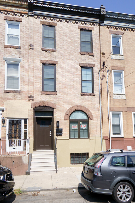 Primary Photo - 1729 Mifflin St