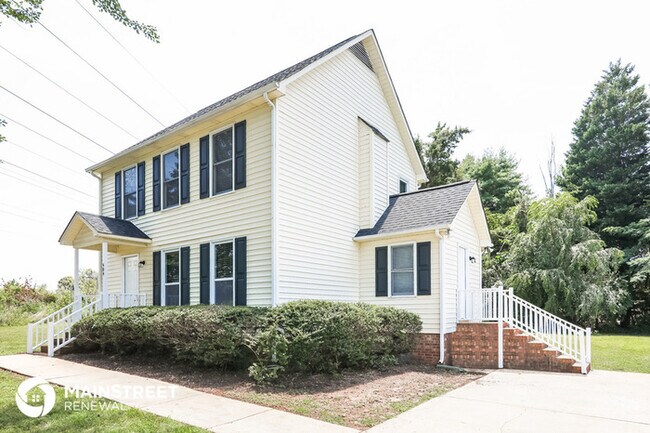 Building Photo - 404 Peach Orchard Dr