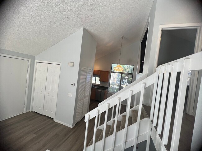 Foto del edificio - 10157 E Peakview Ave